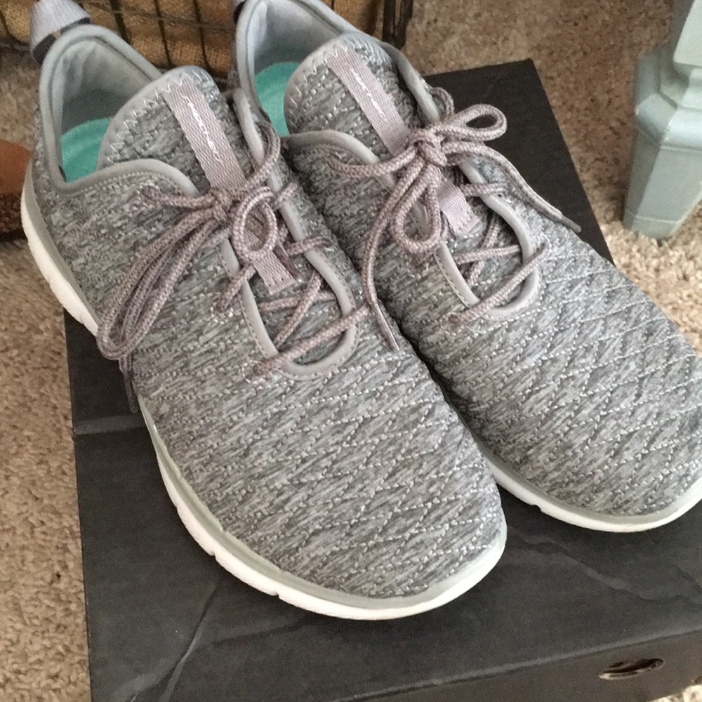 Sketchers quilted